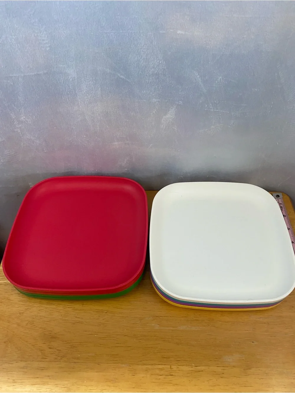 Vintage Tupperware Stackable Plates 1534 Set of 8